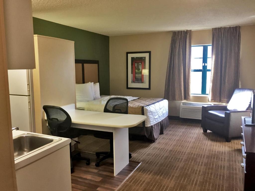 Room image 2